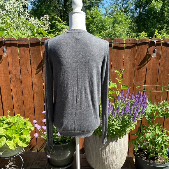 Original Nicole Miller grey cardigan - Picture 9 of 14